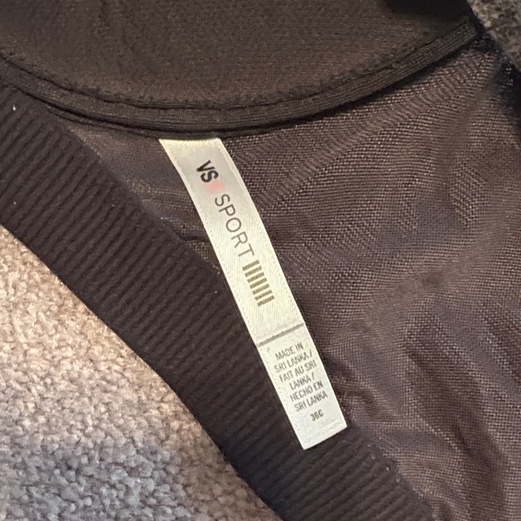 Victoria's Secret Zipper Sports Bra - Picture 4 of 8